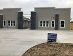 Foto principal - 418 E 3rd Ave
