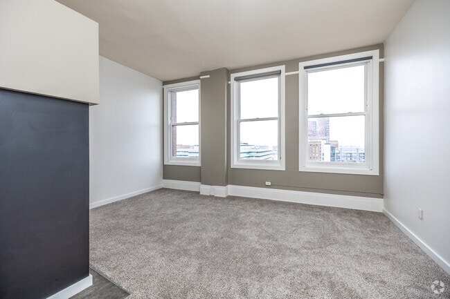 Studio - 435 SF - The Fleming Building