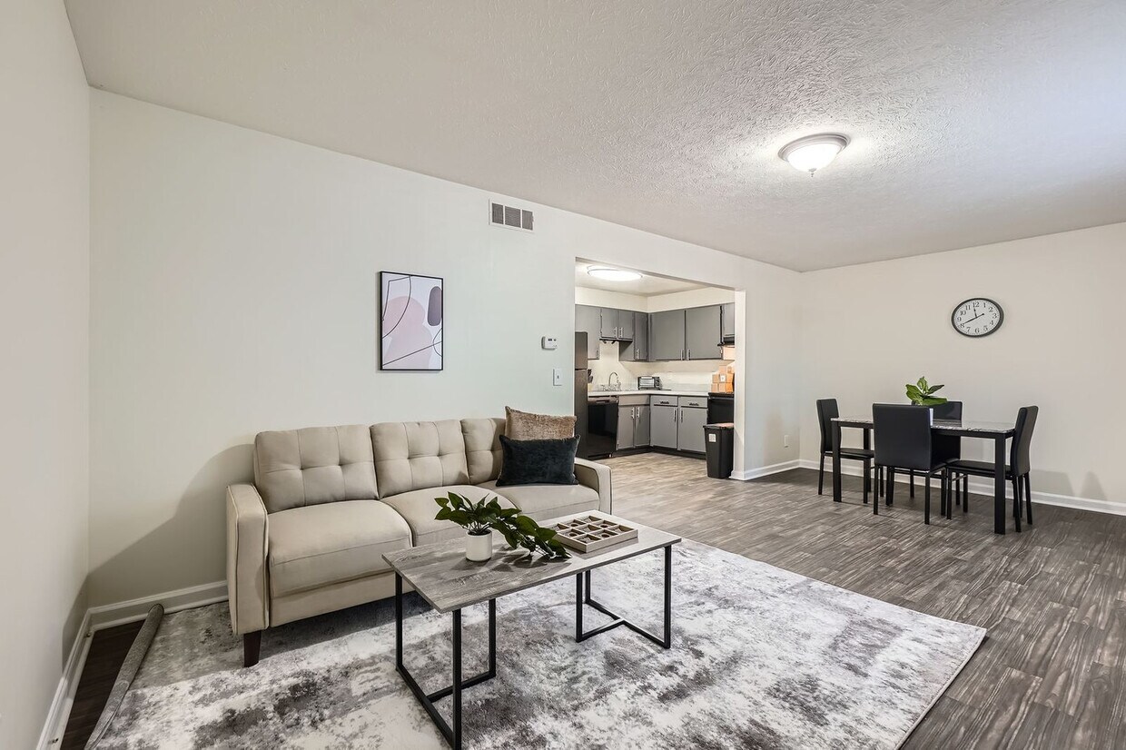 Foto principal - 2600 Castleberry Rd