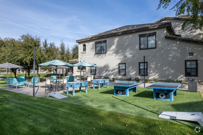 Building Photo - Lazo Apartments