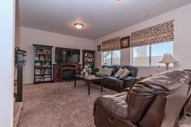 Foto del edificio - 928 W Stonehaven Dr
