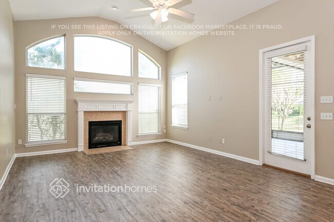 Foto del edificio - 2512 W Caparina Dr