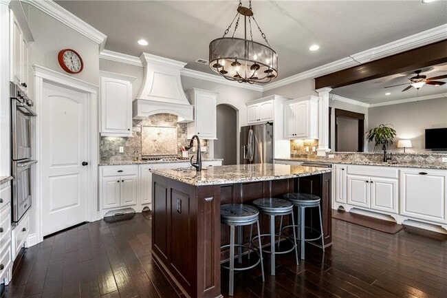 Building Photo - 4502 NE Birchgrove Pl