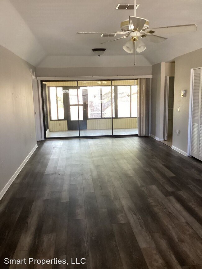Building Photo - 2 br, 2 bath House - 3239 Prairie Dunes Cir E