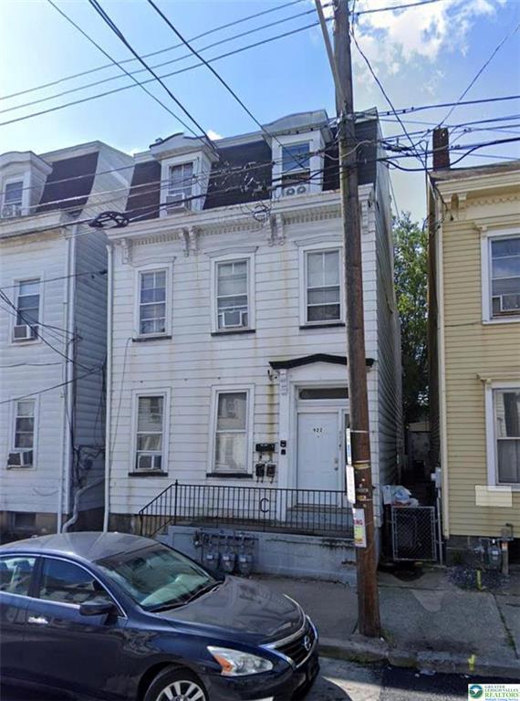 Foto del edificio - 922 Washington St