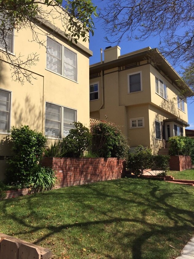 Primary Photo - Bankers Hill upper unit available now!