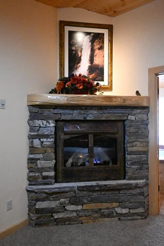 Primary Photo - 8033 Larkspur Ln