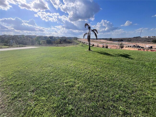 Foto del edificio - 7815 Trapani Lp