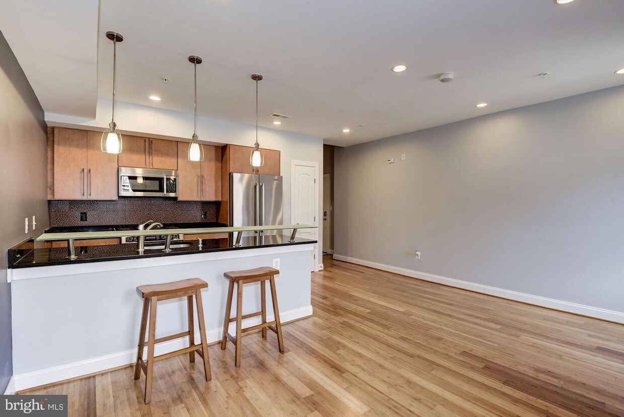Foto principal - 1333 Euclid St NW