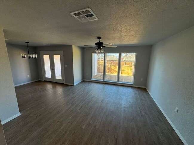 Foto del edificio - Fully Updated 2 Bedroom Duplex in Convenient Broken Arrow Location