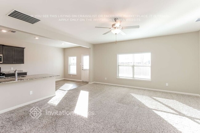 Building Photo - 3021 Chico Dr