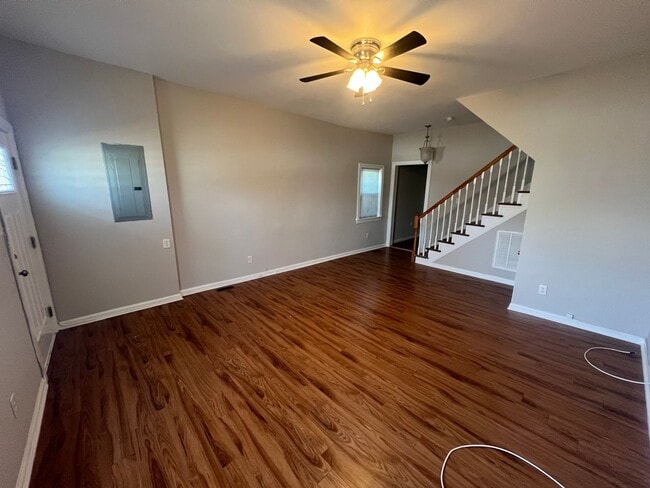 Building Photo - Beautifully Updated 2 bdrm/2bth Home Located in the Peter Paul Neighborhood mere minutes from Dow...