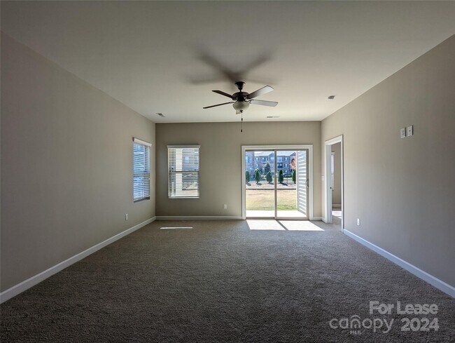 Building Photo - 4407 Collingham Dr