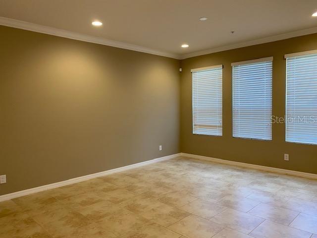 Foto del edificio - 572 Merry Brook Cir