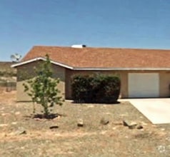 Building Photo - 17076 E Roadrunner Rd