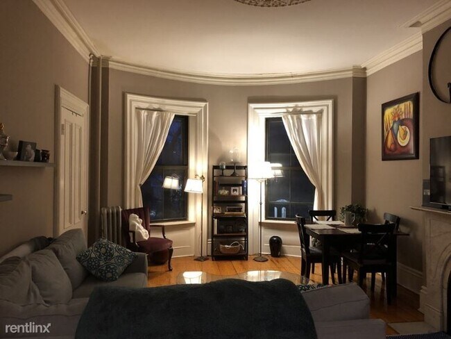 Building Photo - 2 br, 1 bath Condo - 92 Worcester St 3 Unit 3