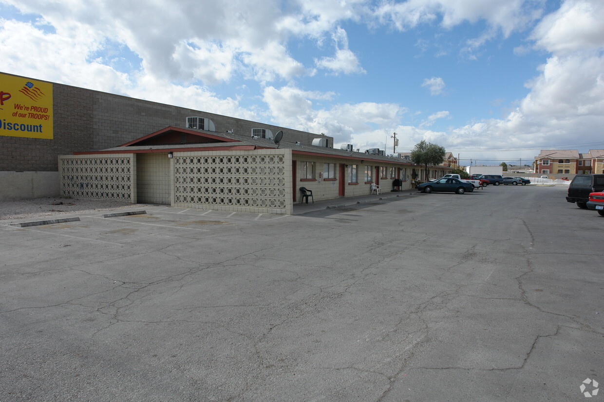 Building Photo - 1761 N Nellis Blvd