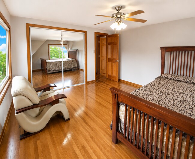 Foto del edificio - 7719 W Catalpa Ave