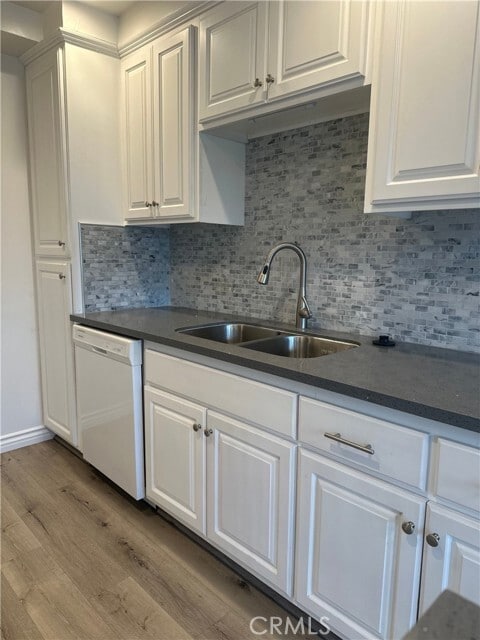 Building Photo - 4533 Colbath Ave