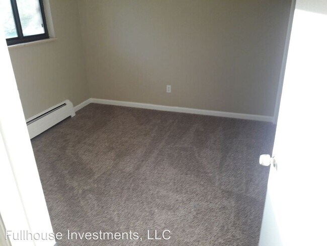 Building Photo - 670-688 Miller Ct
