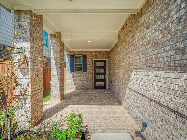 Building Photo - 6019 Dovetail Cliff Ct