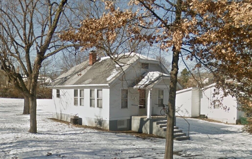 1003 N Cedar St, Rolla, MO 65401 House Rental in Rolla, MO