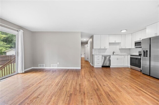 Foto del edificio - 2179 Beech Valley Dr