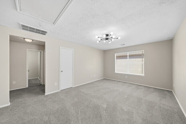 Foto del edificio - 21619 Knightsbrook Ln