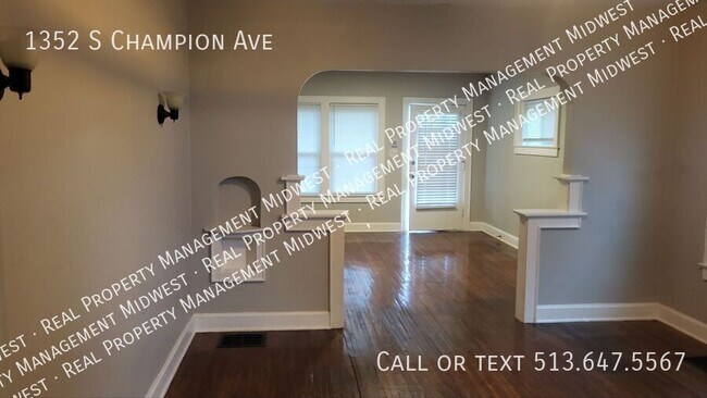 Foto del edificio - 1352 S Champion Ave