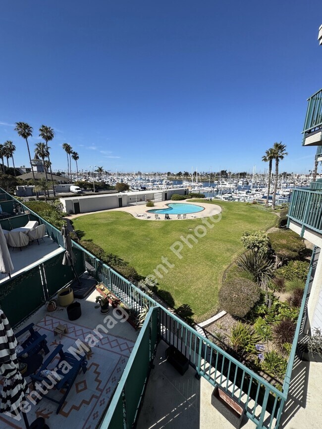 Foto del edificio - 2901 Peninsula Rd