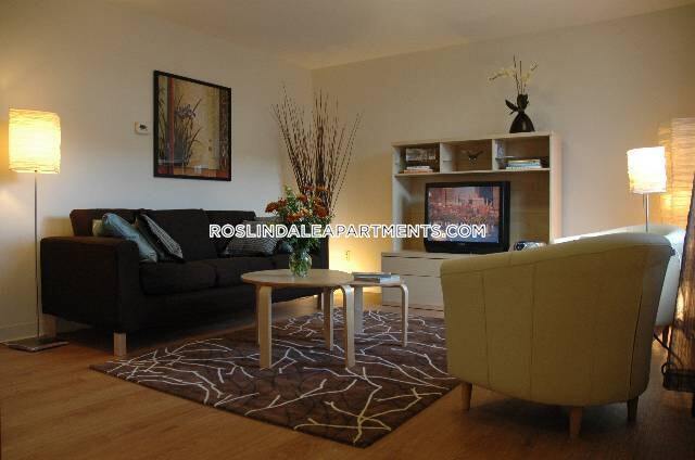 Foto del edificio - 390 Blue Ledge Dr.