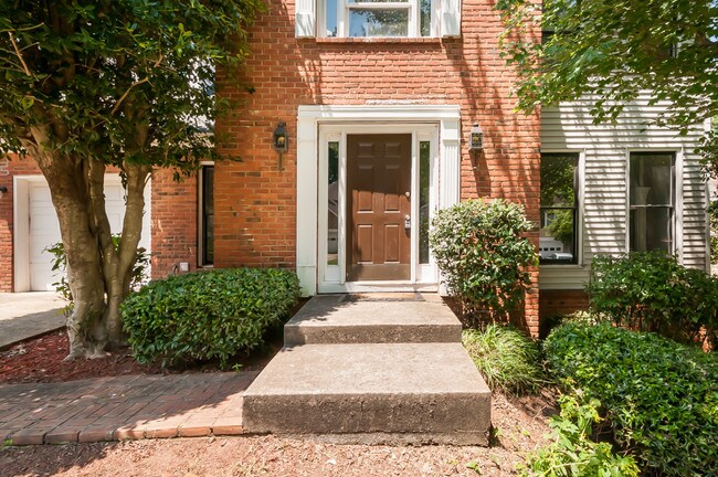 Foto del edificio - 795 Whitehall Way