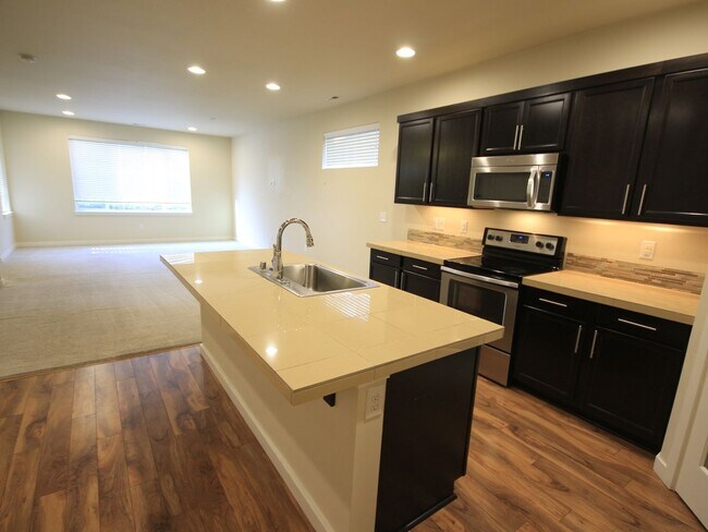 Foto del edificio - Beautiful Auburn Home You Will Not Want To...