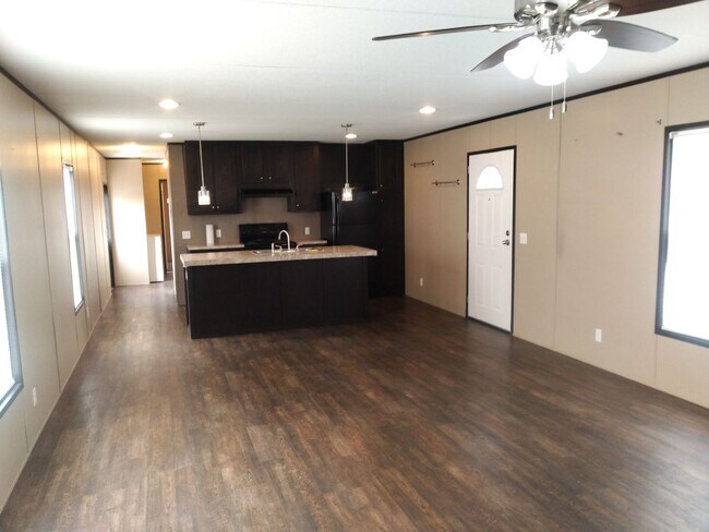 Building Photo - 304 Mitchell Harper