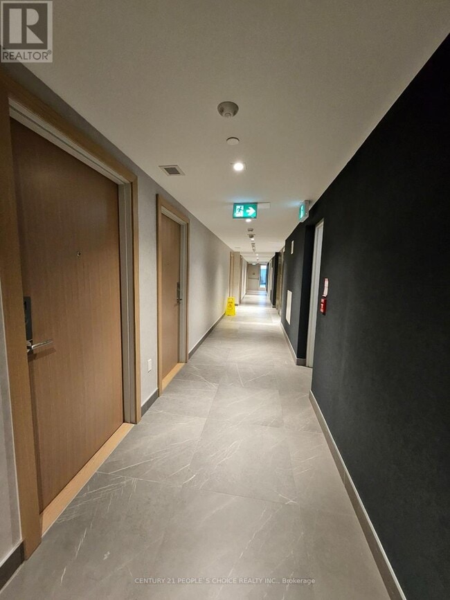 Building Photo - 1195 The Queensway