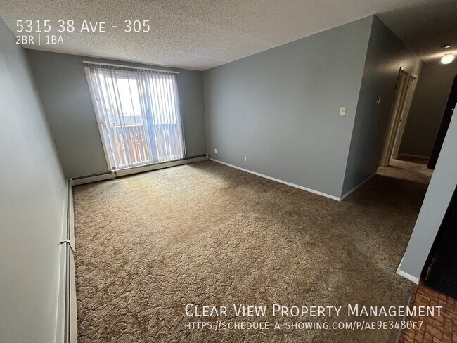 Photo du bâtiment - 2 bed,1 bath suite in Taber Manor! ??Showings NOW at (825) 888-2024??