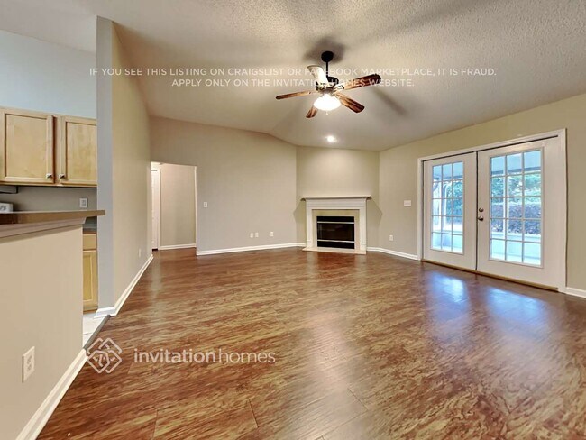 Building Photo - 3762 Woodbriar Dr