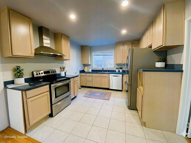 Building Photo - 5677 Calpine Dr