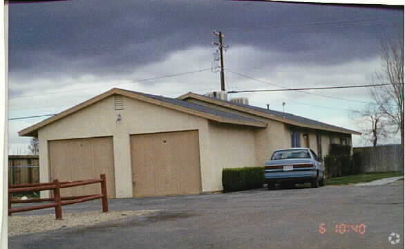 Foto del edificio - 22870 Itasca Rd
