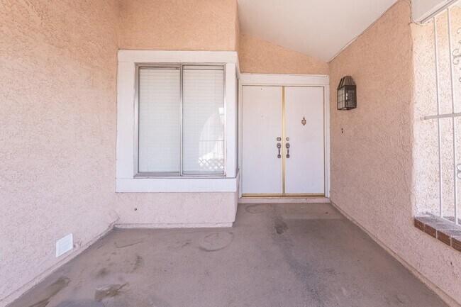 Building Photo - 6361 O'Bannon Dr