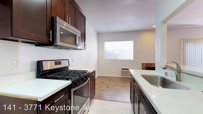 Foto del edificio - 3771 Keystone Ave