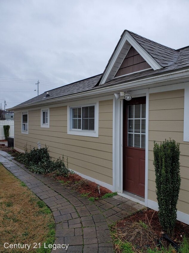 Primary Photo - 1 br, 1 bath House - 507 N Sycamore St Unit 2
