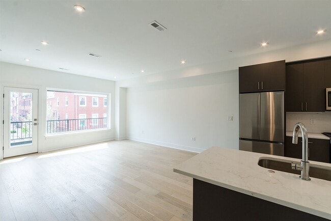 Photo - 125 South St Apartment