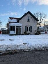 Building Photo - 133 Defiance Ave