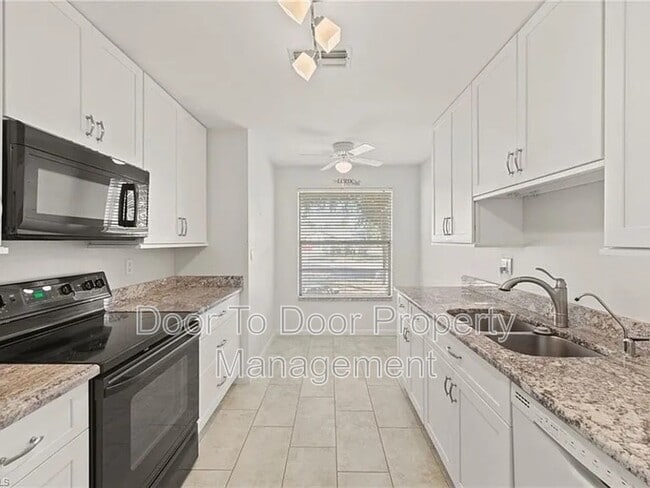 Foto del edificio - 10578 Quincy Ct