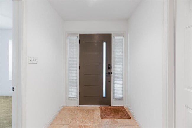 Foto del edificio - 1621 Maggie Mayes St