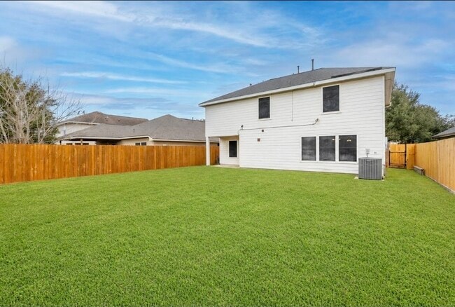 Foto del edificio - 11430 Moonlight Ridge Dr