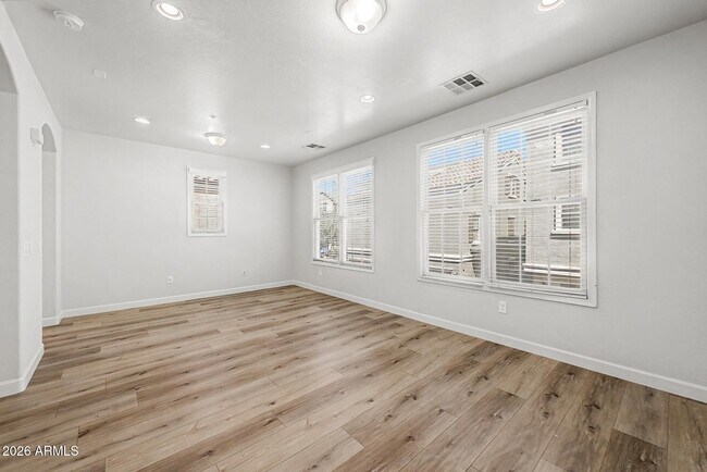 Building Photo - 2780 S Alpine Dr