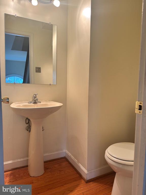Foto del edificio - 16424 Pleasant Hill Ct