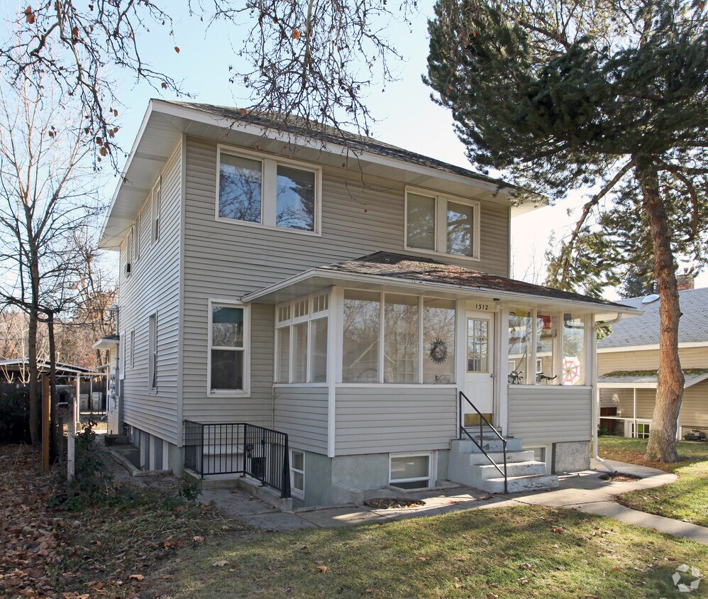 Primary Photo - 1312 N 6th St